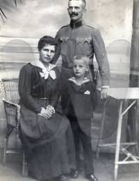 Josef Fritz mit Frau Emilie (geb. Wolffgramm) und Sohn Rudolf