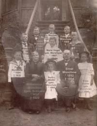 Familie Ernst Münchow (ca. 1902)
